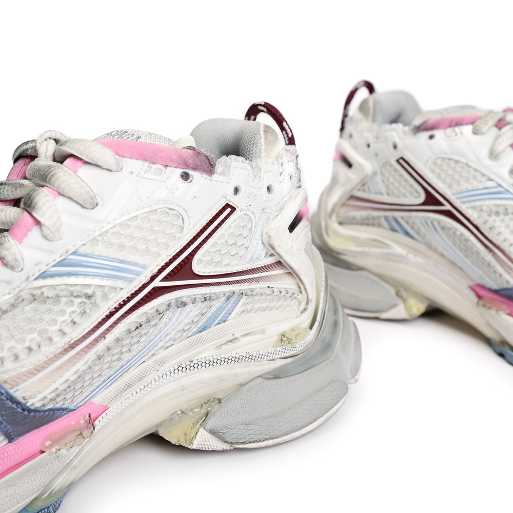 Кроссовки Runner Balenciaga — фото и цены