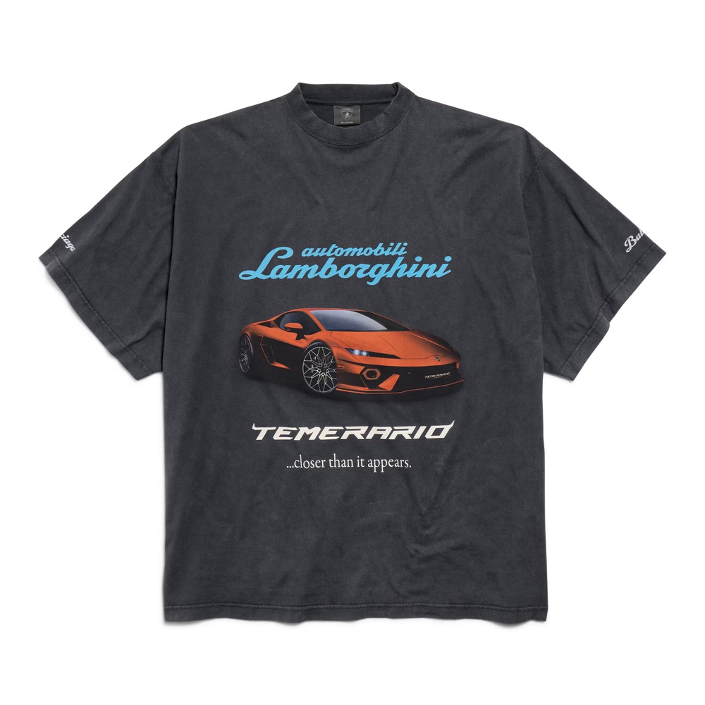 Balenciagaфутболка