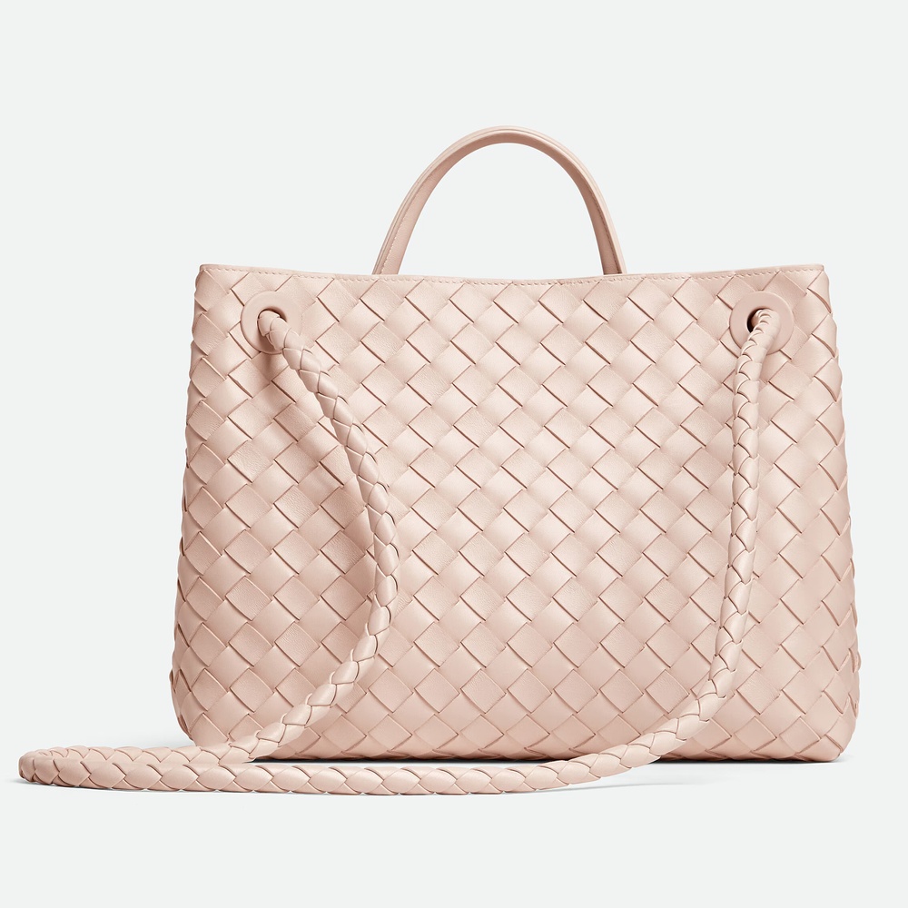 сумка Andiamo M Bottega Veneta — фото и цены