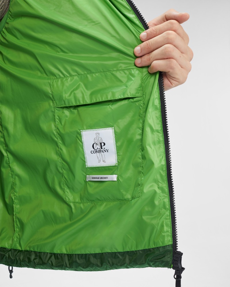 жилет пуховый CP Company — фото и цены