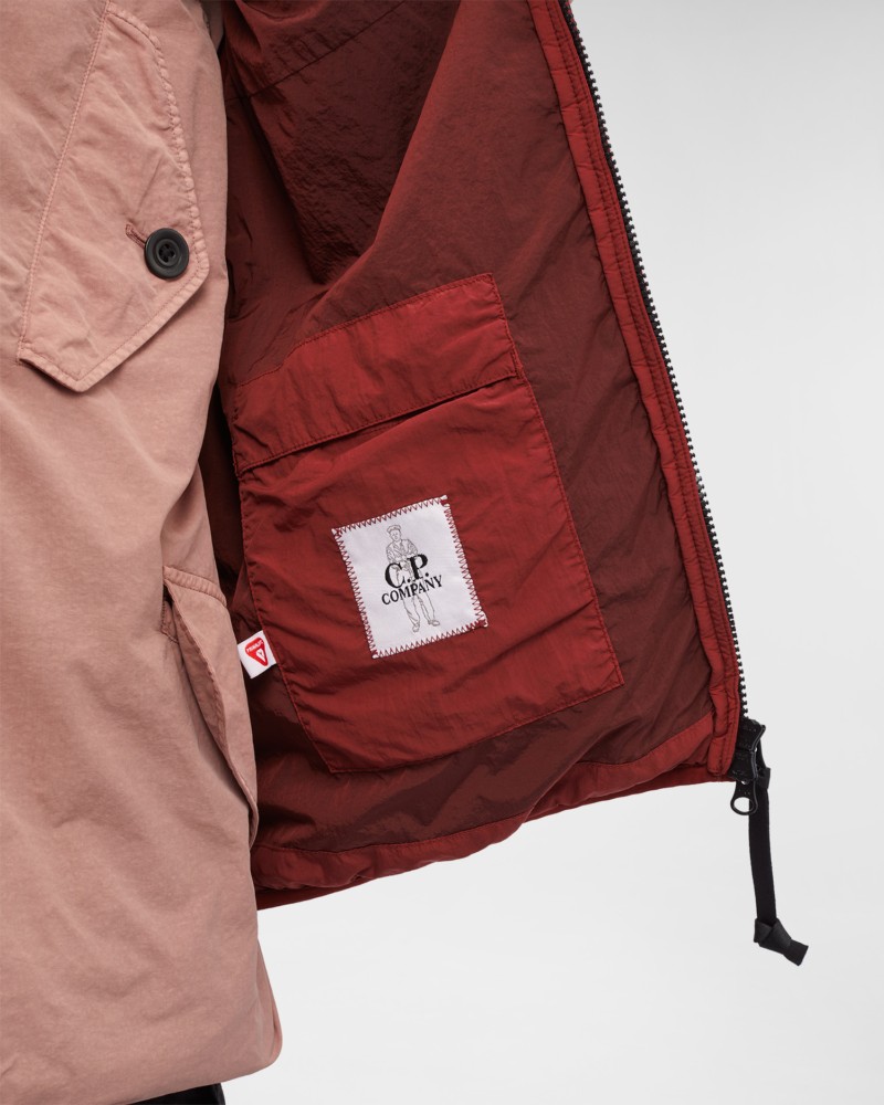 жилет пуховый CP Company — фото и цены