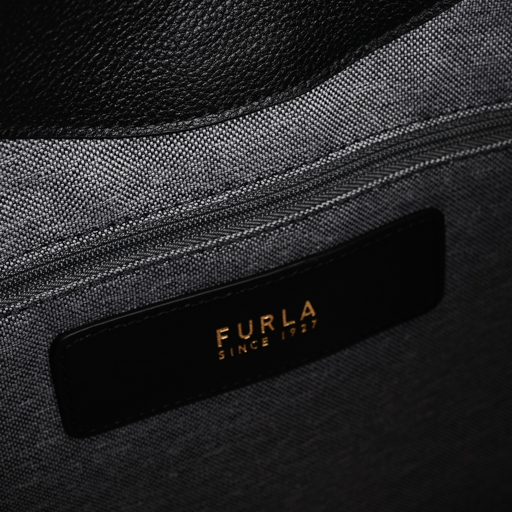 сумка Goccia XL Furla — фото и цены