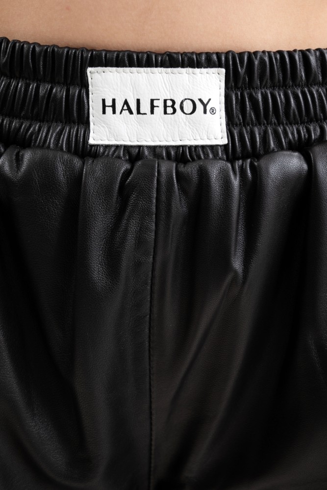 шорты кожаные Halfboy — фото и цены