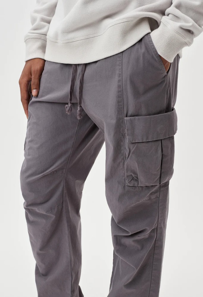 брюки Back sateen cargo pants John Elliott — фото и цены