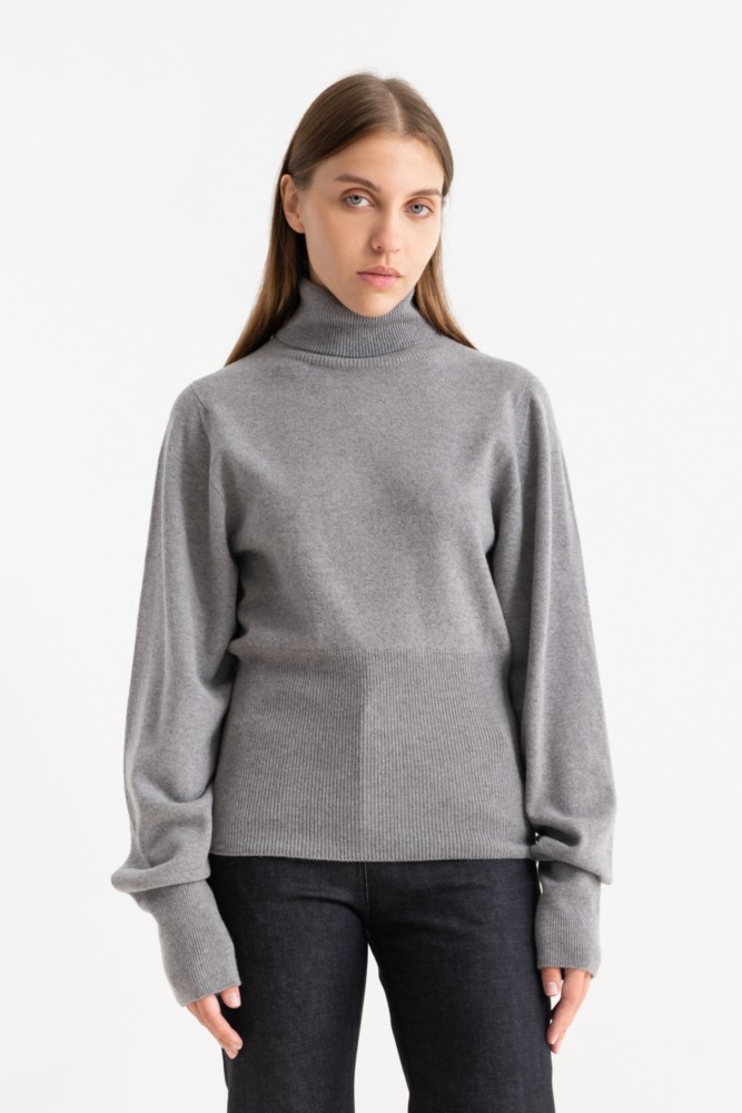 свитер Low Classic — фото и цены