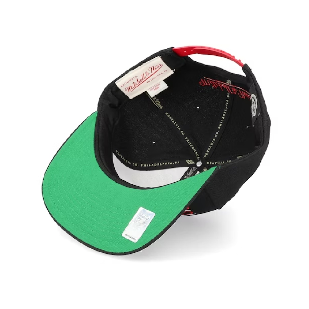 Бейсболка Chicago Blackhawks Retro Lock Up MITCHELL&NESS — фото и цены