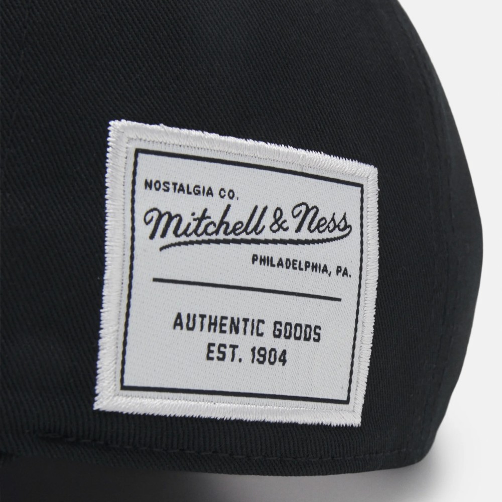 бейсболка Branded Essential Strapback MITCHELL&NESS — фото и цены