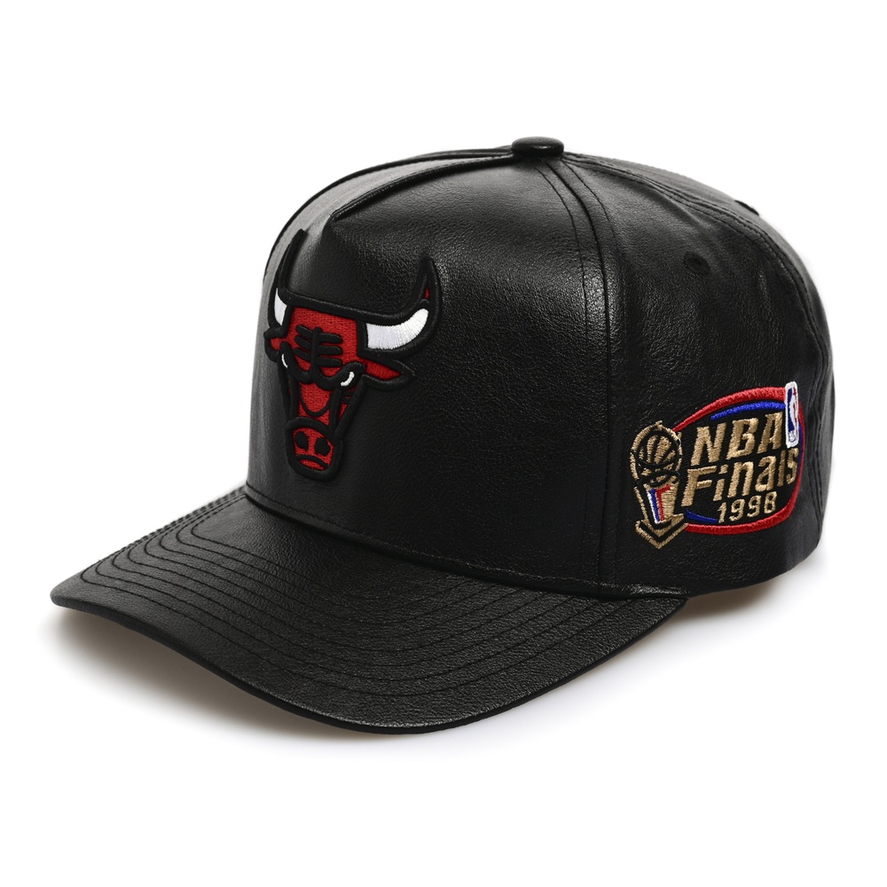 MITCHELL&NESSБейсболка Chicago Bulls