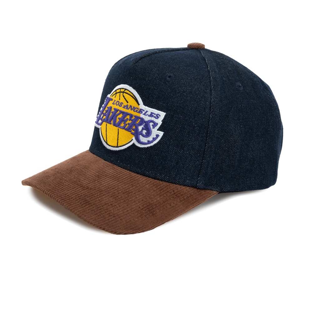 Бейсболка Los Angeles Lakers D-stressed Pro MITCHELL&NESS — фото и цены