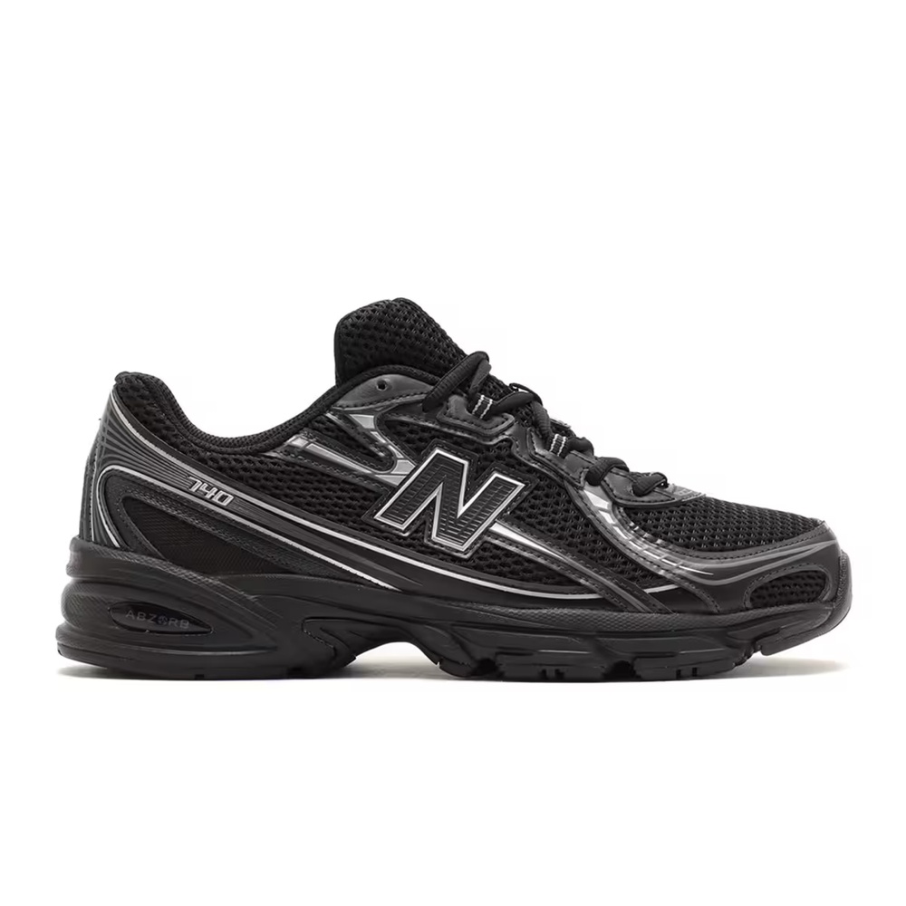 New Balanceкроссовки 740
