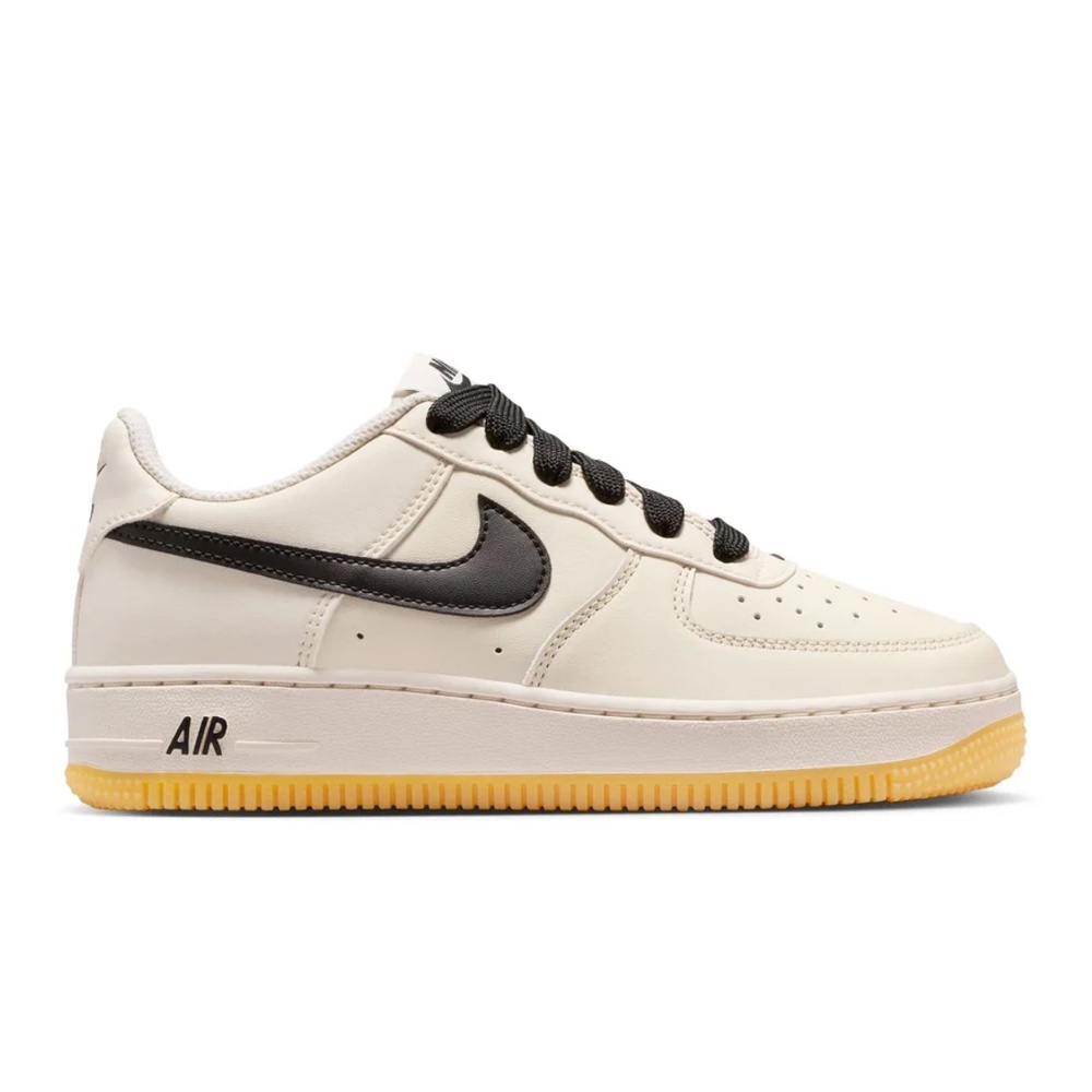 Nikeкроссовки Air Force 1 LV8