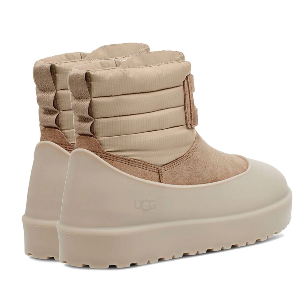 UGG Classic Mini Lace-up