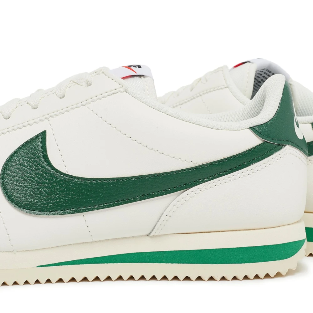 Nike cortez stranger things green on sale