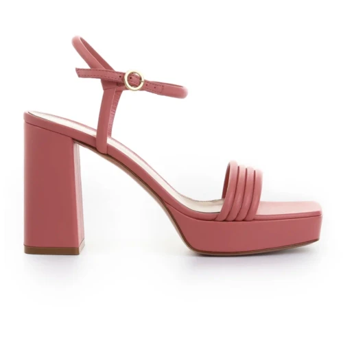 Купить босоножки от Gianvito Rossi