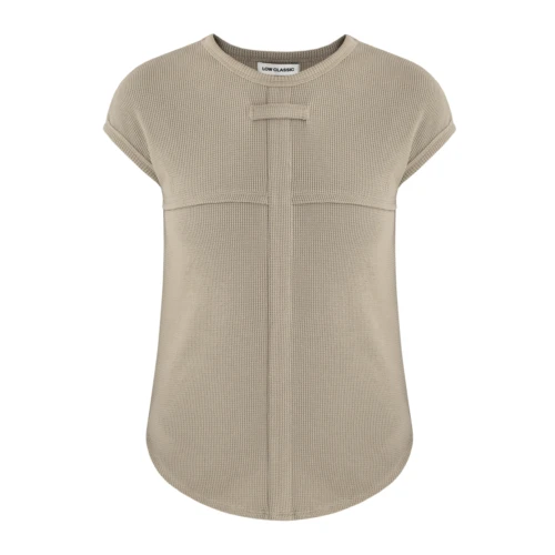 Купить футболка от Low Classic