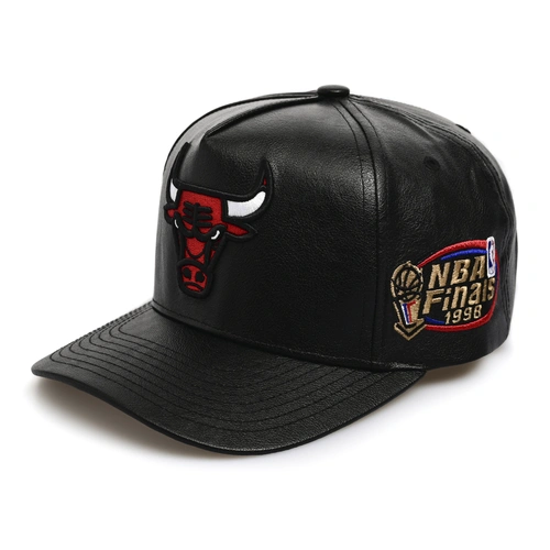 Купить Бейсболка Chicago Bulls от MITCHELL&NESS
