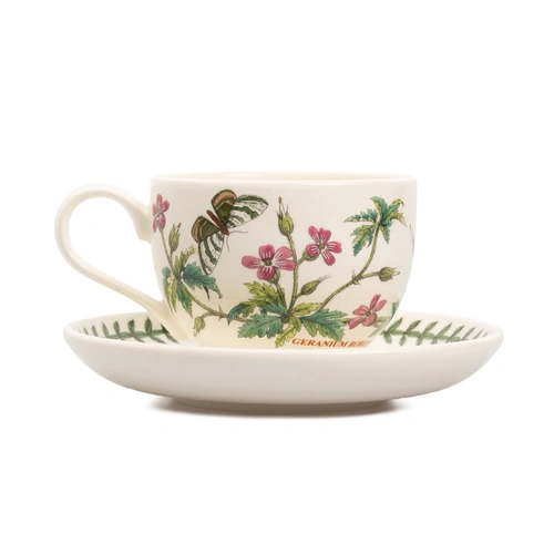 Купить Чашка чайная с блюдцем «Герань», 280 мл от Portmeirion